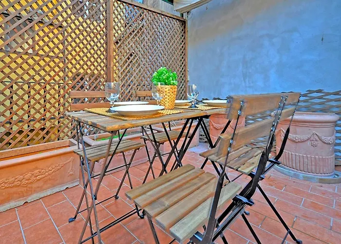 Terrace Governo Vecchio Apartment Rome